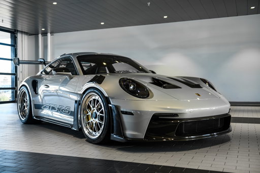 Our one year anniversary was New Years Eve. Dropped her off for the annual maintenance. A little over 3300 miles so far.
.
#Porsche #porschelife #porschecarrera #gt3 #gt3rs