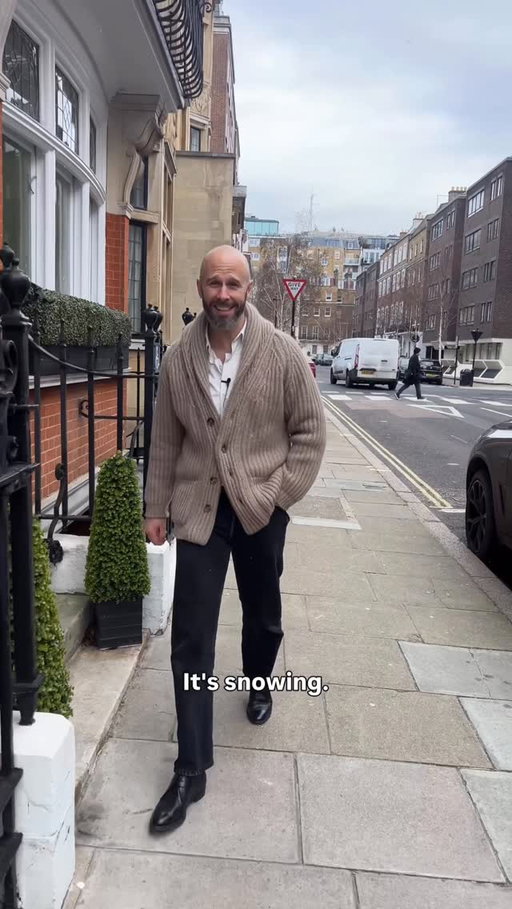 Forgot to post this one on Tuesday - when it very briefly snowed in London.

Walkie Talkie 63

Walking excitedly into the first flurry of snow
Talking about the super-cosy Indulgent Cardigan I wear in the office

Wearing:
- PS Indulgent Shawl-Collar Cardigan, natural, medium
- Rubato work shirt, ecru, medium
- Bryceland’s undershirt
- Vintage black Levi’s 501s
- Edward Green Shanklin boots