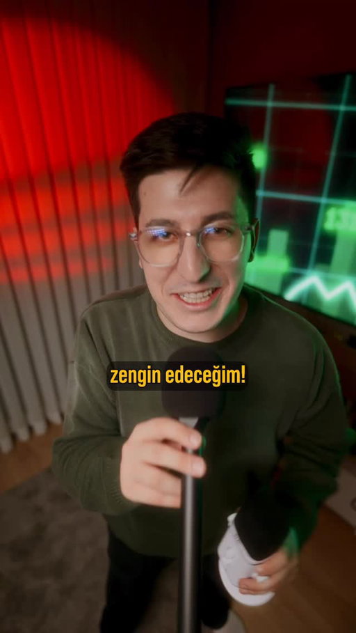HAZIR ÇİN KAPATILMIŞKEN, UCUZA MİKROFON GETİRİP ZENGİN OLMA HAYALİ...

Dün gidip 1100 liraya aldığım bir mikrofonun Alibaba’daki toptan fiyatını görünce ilk başta “tamamdır, köşeyi döndük” hissine kapıldım. Tanesi 493 liraya gelen bu mikrofondan 3000 tane getirip satarsak matematiksel olarak zengin olmamız gerekiyordu. Ama işin içine girip kalemi kağıdı elime alınca Türkiye’deki ticaretin görünmeyen yüzüyle, yani vergiler ve masraflarla karşılaştım.

Videoda tek tek hesapladım; ürünün kendi maliyeti 40 lira olsa bile üzerine binen gümrük vergisi, İGB, ÖTV matrahı ve KDV derken sadece devlete ödenen kalemler ürünü katlıyor. Bununla da bitmiyor; antreposu, gümrük müşavirliği, kargosu, reklam giderleri ve pazar yeri komisyonları derken o “ucuz” ürünün maliyeti inanılmaz seviyelere çıkıyor. 

Sonuç olarak 5 milyon lira sermaye bağlayıp, 3000 ürünü satmak için aylarca uğraşıp, tüm o stresin ve operasyonun sonunda 1 milyon lira kazanmak kağıt üzerinde kârlı dursa da, harcanan emeğe ve riske değer mi orası tartışılır. Ticaret yapmak isteyen biladerlerim için bu maliyet kalemlerini tek tek gösterdim, gaza gelmeden önce iyi hesap yapın diye... Sizce bu riske girmeye değer mi? Yorumlarda tartışalım.

Profilimdeki linkte Spunkram Library’i inceleyebilirsin!

Bu tarz videolar gelsin diyorsan videoyu beğenip, takip etmen lazım!