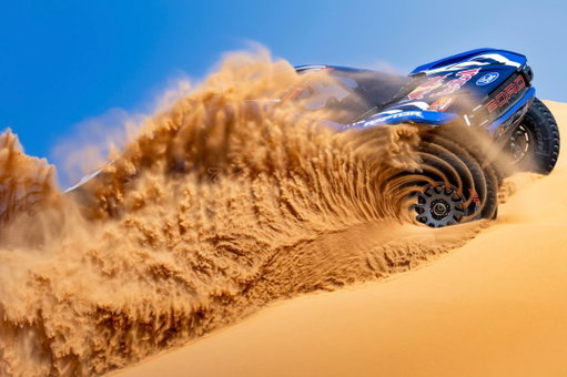 Keeping momentum at the @dakarrally means trusting every component beneath you. @methodracewheels are built with purpose, engineered with the perfect balance of durability and lightness while working in harmony with the Raptor T1+ suspension.
Because staying fast over thousands of kilometers takes more than speed...it takes method.