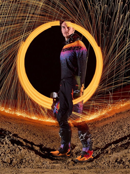 The all-new Limited Edition Black Hole collection has landed 🚀💫 A visual imagining of unstoppable cosmic chaos, our first LE of the ‘26 season features Supertech racewear, Supertech M10 helmet, Supertech goggles, and Tech 10 boots. Debuting this weekend at Anaheim 1 with none other than @hunterlawrence. Limited stock available now 😎👊🏼