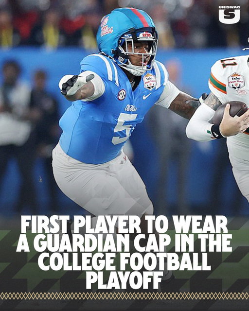 Kam Franklin became the first player in College Football Playoff history to wear a Guardian Cap in game during the Fiesta Bowl against Miami. Franklin finished the game with 7 tackles, 2 solo tackles, 1 TFL, and 1 pass deflected.

#uniswag