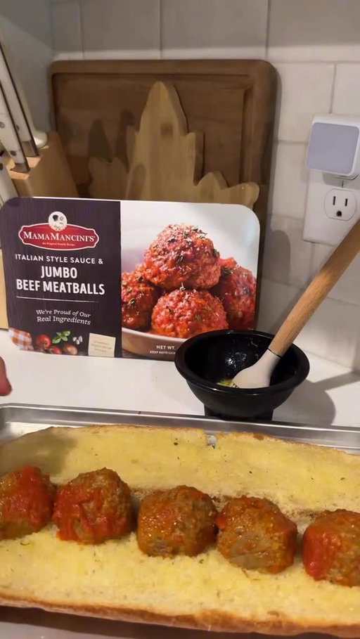 Say hello to easy meal prep with our Jumbo Beef Meatballs available at @costco! From pasta to subs, these meatballs are a game changer. Ready to heat and serve, they're sure to be a hit! 🍝🥰

#mamamancinis #pastaandmeatballs #meatballsub #easydinner #mangia