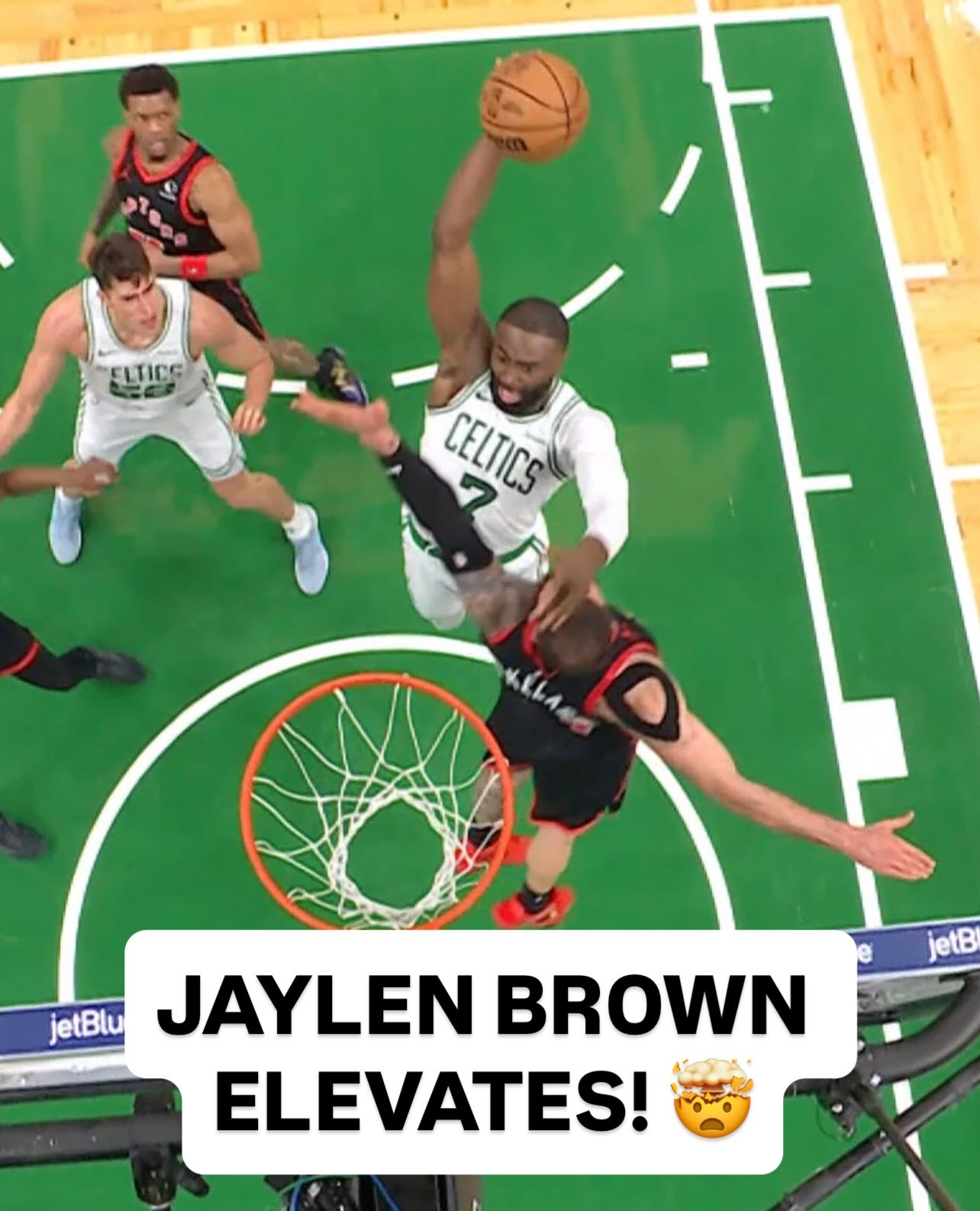 @fchwpo rises up and throws down the HUGE one-handed slam 😳 Raptors/Celtics on League Pass!