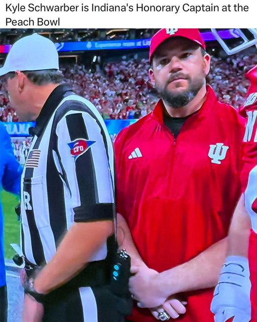 Kyle Schwarber in the building as Indiana leads 35-7 at halftime of the Peach Bowl. The Hoosiers are looking to punch their a ticket to their first National Championship Game (via redsoxkatelyn / X)