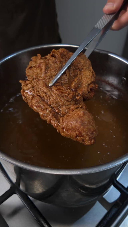 Did I just leak the secret recipe?

I’ve had too many DM’s! Comment KFC and I’ll send you the full recipe 🍗 

#food #friedchicken #cooking #recipe #kitchenhacks