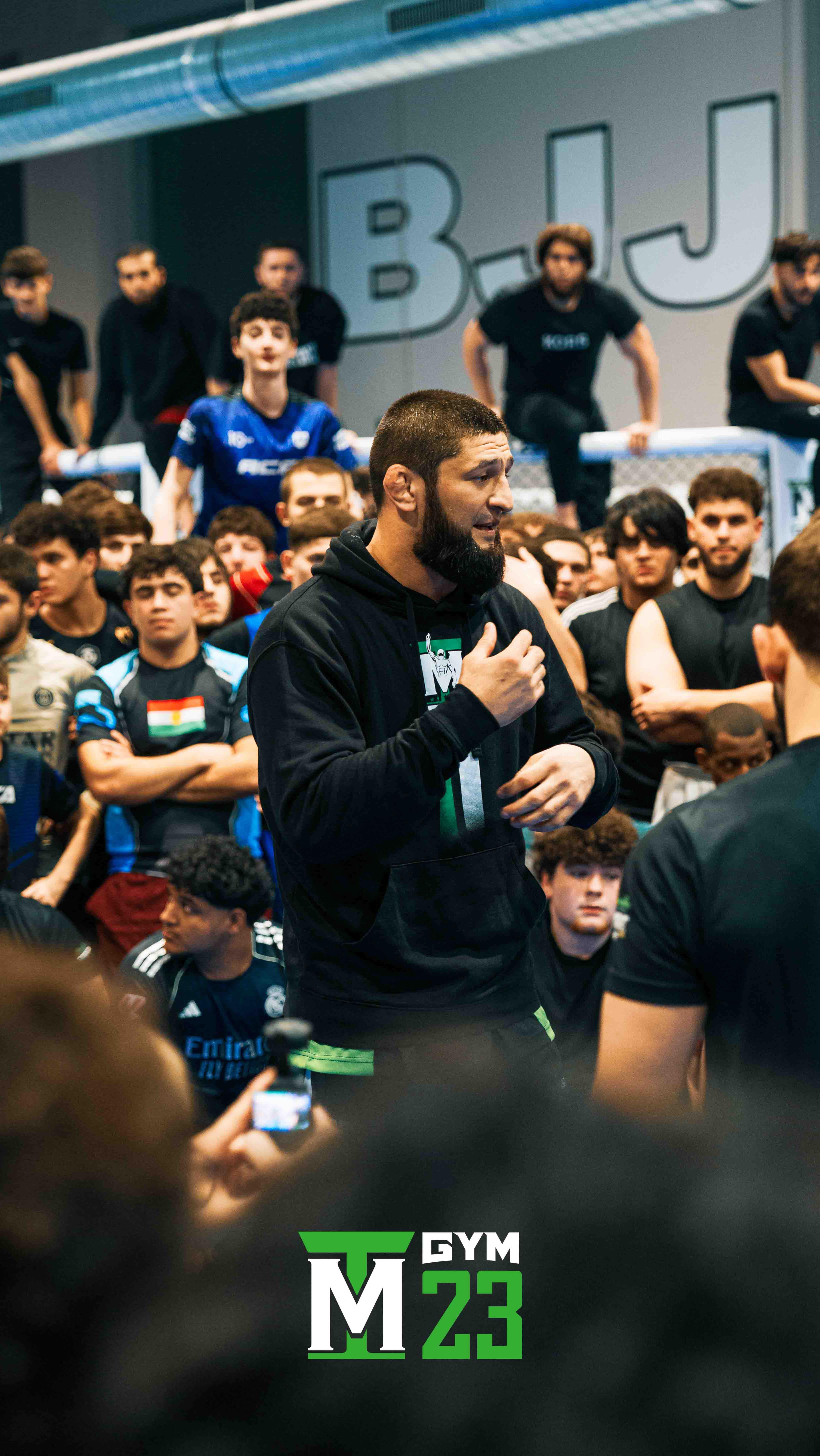MT GYM23 – wo sich Champions 🥇🐺 im MMA treffen.
Highlights vom Seminar 🎥 Mit @khamzat_chimaev hautnah auf der Matte zu trainieren, war eine Erfahrung auf höchstem Niveau.

Unsere MT Academy Fighters konnten das Event begleitet von @taisumov155 live miterleben, lernen und sich von einem UFC-Champion inspirieren lassen.

MT Wolfsrudel – Champions League 🐺

🎥 @shotbyamaro
#KhamzatChimaev #MTGym23 #MTAcademy #MMA #Borz UFC TeamSpirit
MMACommunity MTWolfsrudel