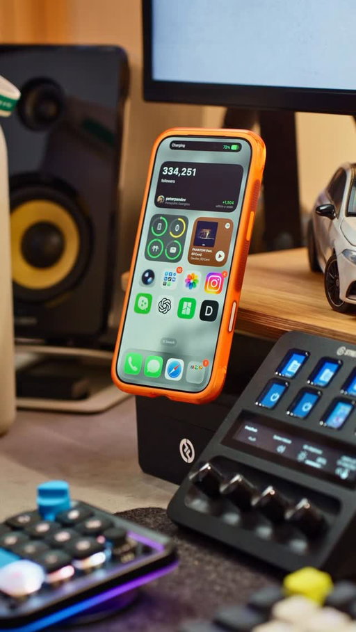 Work from home routine and new phone case day 👨🏻‍💻

I like switching things up and today I’ve gone with a new phone case by @torras_global

This is the O3 Air case by Torras  and I absolutely love how it blends seamlessly with my cosmic orange iPhone. It not only protects it but also has an integrated Ostand which lets me stand it up horizontally and vertically and it still allows me to charge it with MagSafe like normal.

Check out @torras_global for more and let me know what you think of it ✌🏻

#torras  #iphone  #ostand