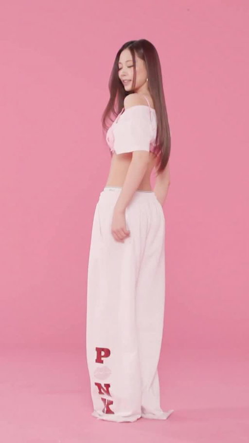 Everyone say, “thank you TZUYU” for giving us something to talk about. 😍