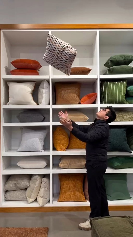 This year I’m all about finding balance.

Shopping in-store is a total sensory experience. I got to feel the textures, test out the “sit-ability” of the furniture, and even chat with their pros about free design services (yes, free!).

Let us know what find you snagged 

Cheers bbs 

#allmodernpartner