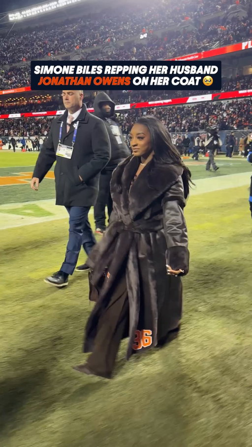 His no.1 fan 🧡