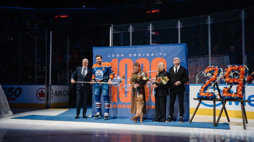 A special night! Thank you @edmontonoilers 🧡💙