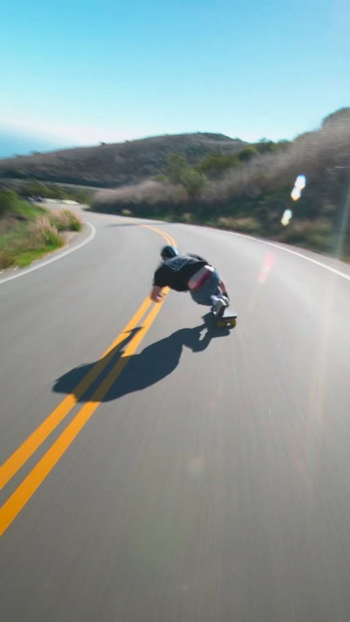 First time back on this gem. 

Got a bad repave a couple years ago, but it’s coming back around. One of the most beautiful runs around, featuring one of the sickest double rights. This day I only had time for one recon run but I’m planning to get out here more and put something down. 

@madridskateboards @seismicskate @becker_grip_soles @lockskate_ @roguetrucks