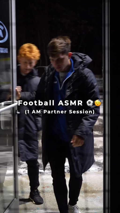 Midnight Session 😴🔊
•
•
•
#football #soccer #ncaa #soccerdrills #satisfying