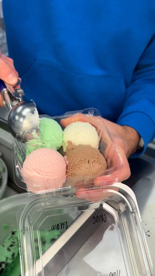Meet your new favorite order: the Four Scoop Sampler—completely yours to build! Scoop it. Love it. Repeat. 🍦❤️

Our Classic combo:
🍦 Vanilla
🍫 Chocolate
🍓 Strawberry 
🍃🍪 Mint Chocolate Chip