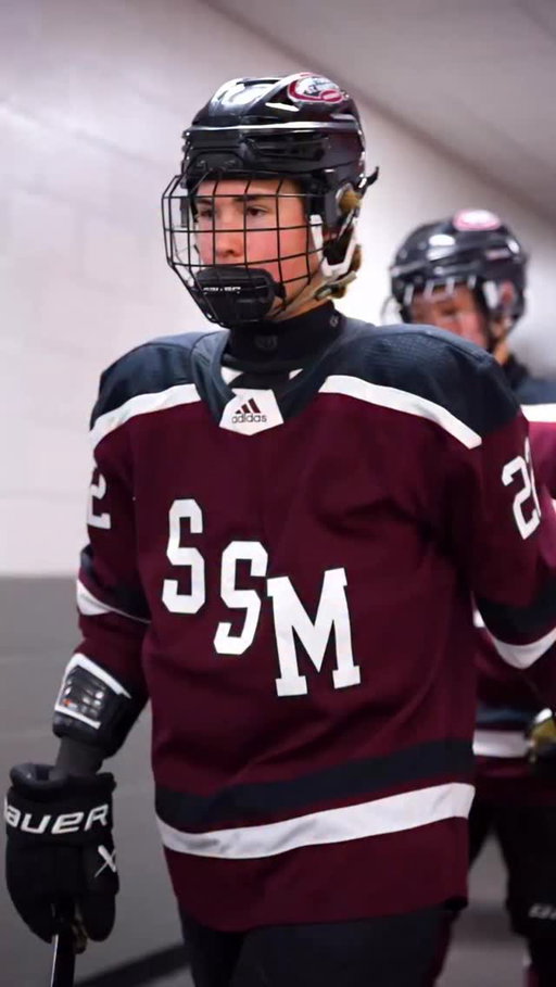 @cwenchhydration Future Star Jack Keiser Having A Great Season Playing With Shattuck St Mary’s🏒
.
.
.
.
.
.
.
#hockey #hockeylife #hockeyplayer #hockeygame #hockeyplayers #hockeytime #hockeygram #hockeyislife #hockeytraining