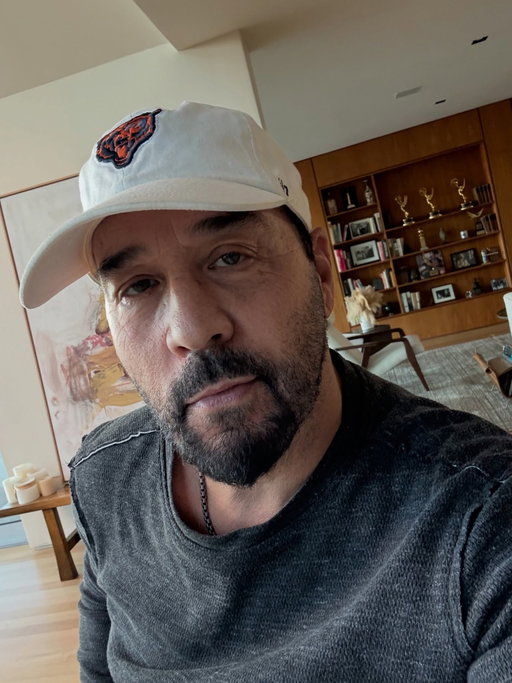 The gentleman taking my order said “ No, anything but the Bears “ regarding my hat… He said “we were beating your ass the whole first half “ i said
You’re right… It’s all about how you start , oh wait it’s about how you finish” and I walked .
BEAR DOWN !!! 🐻