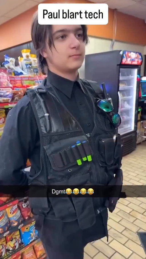 This kid would get waxed by paul blart