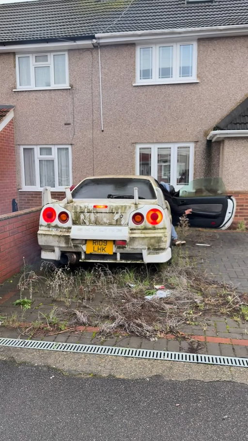 THIS almost went very wrong with the viral R34 😳