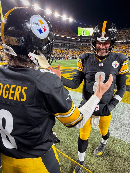 Well, that was one of the funnest football seasons I’ve ever witnessed. Thankful I got to help make the season 1% more memorable. Grateful to the @steelers for making all these otherworldly things possible. Can’t believe how many players came up to me with a genuine interaction. Just full of great guys. 
-
I’ve watched the Packers for 23 years, and I now have 2 favorite teams. No matter what happens to our guy, go Steelers. Love ❤️