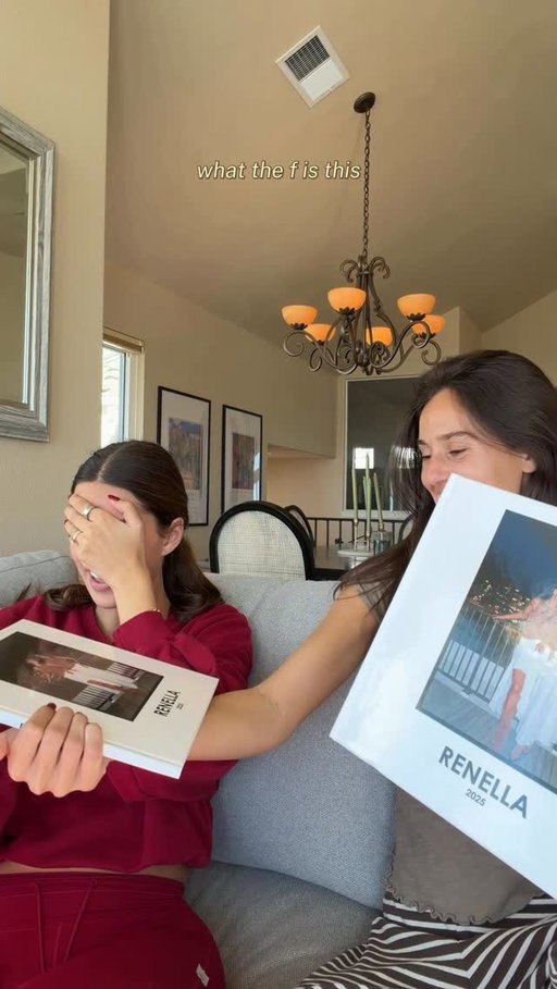 my new favorite tradition with my favorite person @reneeenoe @shutterfly . Use my code ELLA40 for 40% off your $40+ order (&. free shipping). #ShutterflyPartner #Makesomethingthatmeanssomething