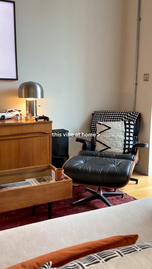 this vibe in your home >>

#homeinspo #boyapartment #midcentury #homedecor #minimalisthome #interiordecor #interiors #unisexapartment #scandiinterior #frankocean #eameschair #apartmentdecor #beforevsafter #beforeandafters #homerenovationideas #loftapartment #nycapartment #londonapartment #f1 #formulaone #f1decor #loftdesign