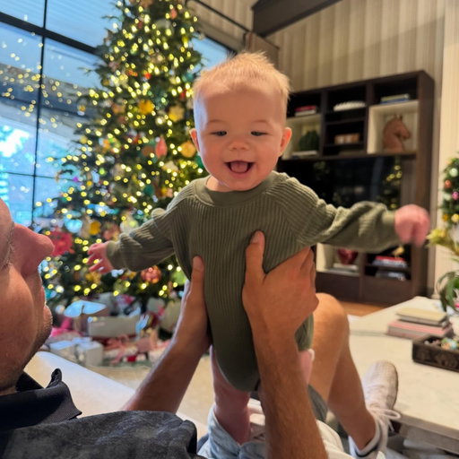 Some really special time at home these past few months. Refreshed, recharged, and excited to kick off 2026 at the @sonyopenhawaii this week. Let’s go!!