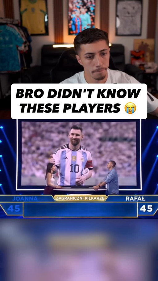 I had to join at the end 😂 

#football #ronaldo #messi #soccer