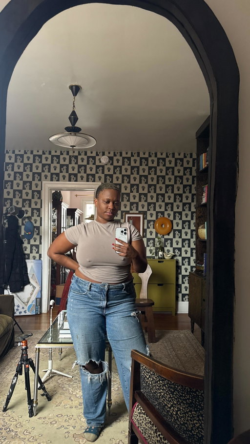 We make up society. If you wanna live in a society that doesn’t encourage women to be their smalles, it starts with the language that you use to describe your body and the bodies of people around you. Lets interrupt those thoughts and input some reality before we are securely back into the heroin chic era. 

Said with love,
Imani
