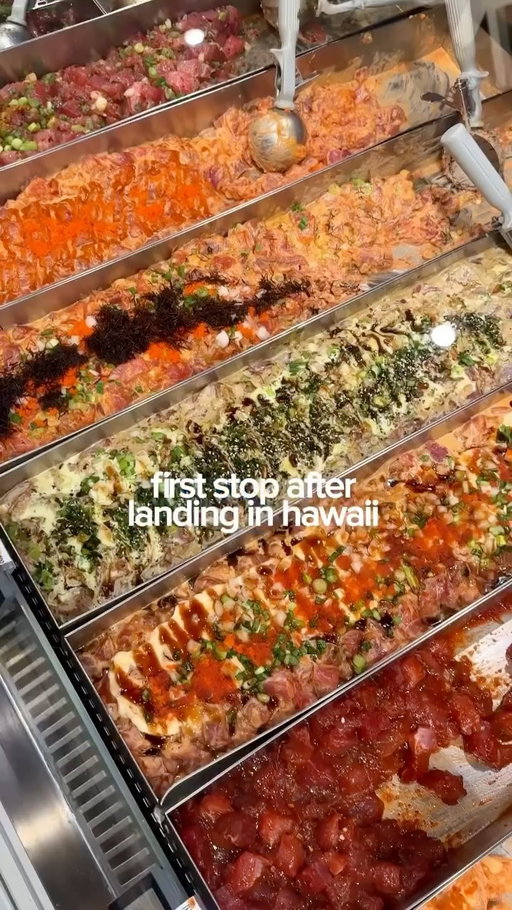 eating my weight in poke until further notice 🐠🌺🌴

📍@waikiki.market 

#hawaii #poke #hawaiianfood