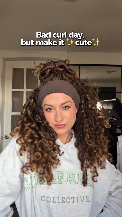 A @curlfriend.collective silk scrunchie + no sweat headband (drops tomorrow 1/15!!)will fix ANY bad curl day 🥰💅✨

#curlyhair #headbandstyle #badhairday #bangs #curlybangs