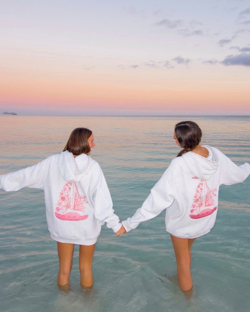 CHASE THE SUN!!! 🌞 for late sunsets, boat days, and the people you never stop making memories with. coming 02/07, 5pm EST!!!