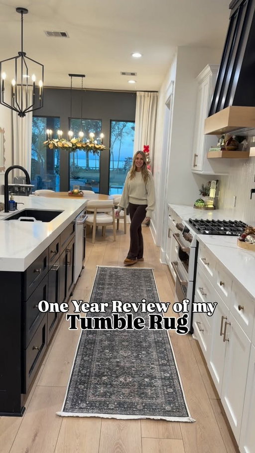 One year with Tumble.

📸 @wifeonadime
Rug: Lisa — Midnight

#washablerug #homedecor #madefortogether