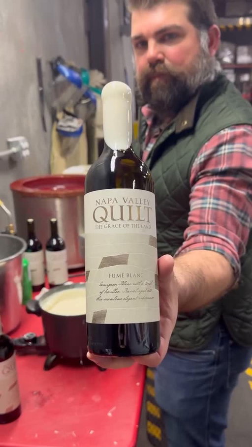 Wax dipping our Napa Valley Quilt Fumé Blanc. ✨