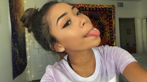2016 IS BACK!!!!? I logged onto Instagram today and never felt more nostalgia in my life seeing everyone’s throwbacks to 2016…. 🥺💄 #2016 #2016isback