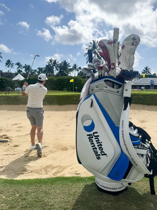 Excited to debut my new bag and partnership this week with @united.rentals! I’m proud to represent them as long-time supporters of professional golf and an official partner of the PGA TOUR. #TeamTaylor