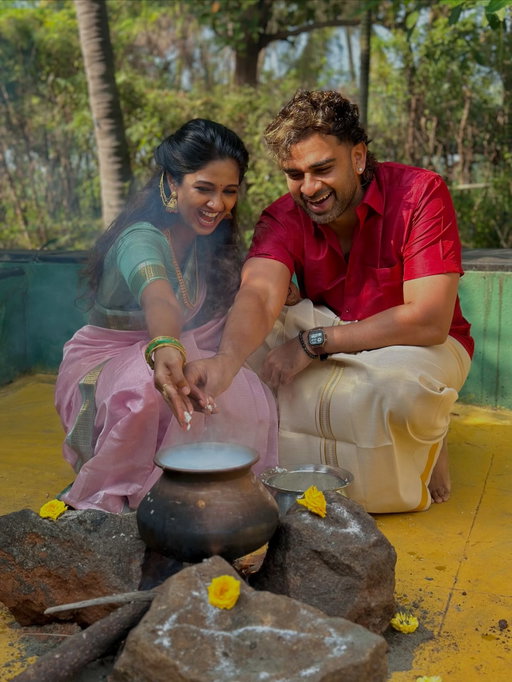இனிய பொங்கல் நல்வாழ்த்துகள்! 🌾🔥
இந்தப் பொங்கல் ஈரோடு மண்ணில் ♥️

Happy Pongal!! ❤️‍🔥

#pongal #pongal2026 #village #erode