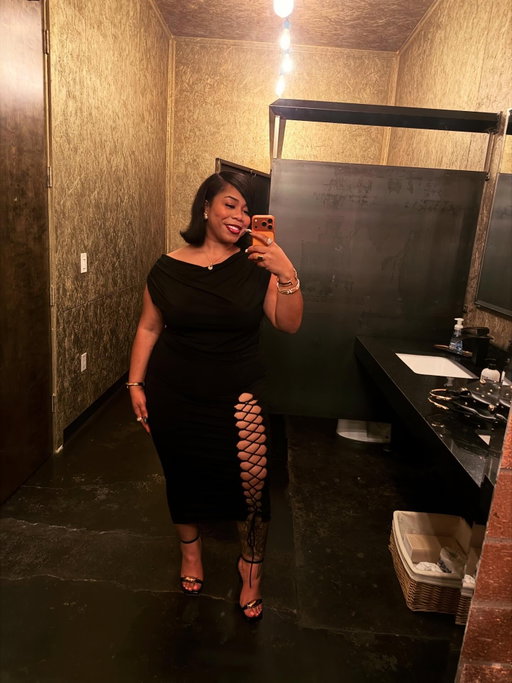 In my fashion design class in high school, I learned that a "little black dress" is a must-have for every woman. 🖤