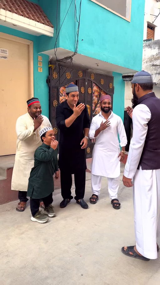 Shab e Mehraj Ki Taiyariyaa 
Ek Payara Sa Paigam 
#dontmisstheend 

@nadeem5783khan 
@sohail_officials_157 
@sajjadhussainfilms 
@azherperfect 
@shaiksajid_2 
@ayaz_riz157 

#shabemeraj #emotional #hearttouching #message