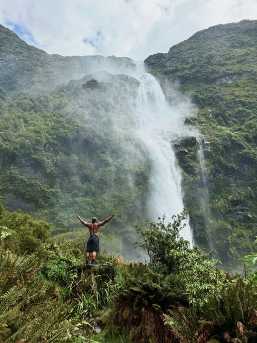 Just back from 3 days of Hiking the Milford track and its been absolutely humbling and rewarding. My first ever trail hike with all my belongings in one backpack which was let me tell you a shock to the system as someone that over packs when they travel! Haha there was zero phone connection and it forces you to just connect with nature & people but also absolutely everyone i met along the way were such lovely bunch of people! 

Was it all smooth sailing? No and i did complain a bit too much at times sadly but some of the moments and what i captured being out in this beautiful place with other very cool hikers made this all worth it!

.
.
.
#travel #newzealand🇳🇿 #hike #travelphotography #milfordsound