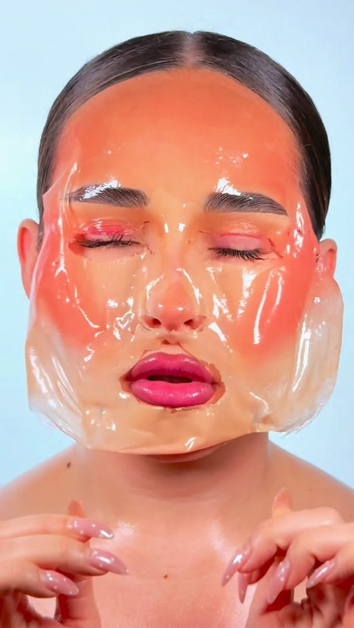 Peel off mask 💦💦💦

• @benefitcosmeticsuk 
- Get unblocked oil cleanser 
- Smooth sip moisturiser 

• @lorealparis 
- Brow lamination in ‘clear’

• @thayers 
- Milky Toner

#glassskin #trendingmakeup #peeloffmask #realskin #makeupmakeup
