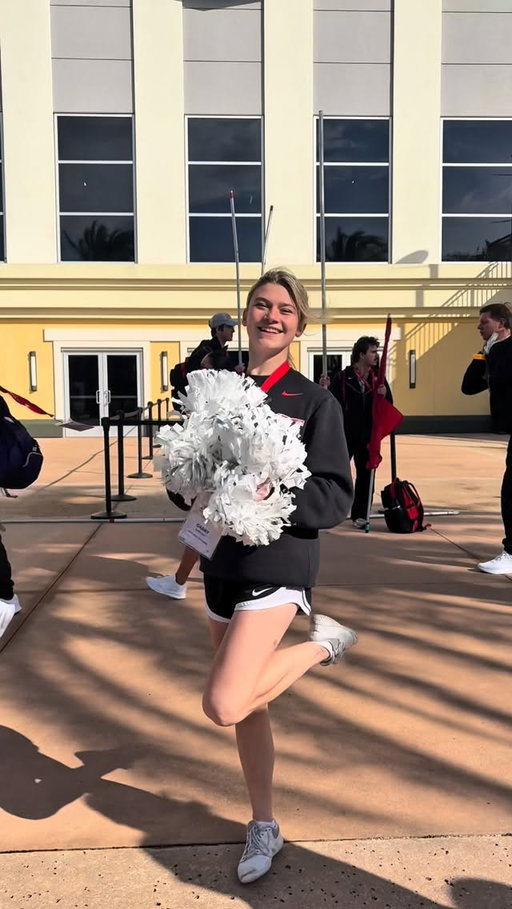 @drink_phx is how I am getting my energy and hydration to the max this year for nationals. There’s simply no better way to do it! Who else is competing this weekend? #collegelife #travel #nationals #cheer #collegeathlete