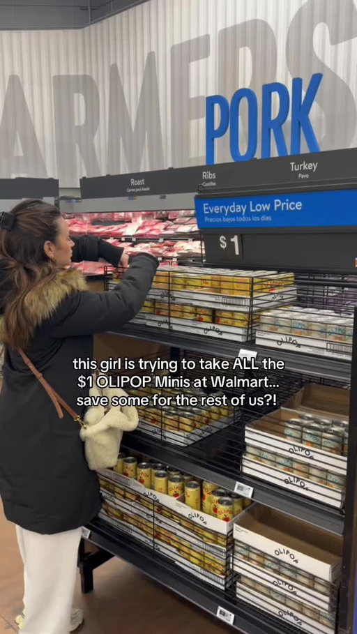 I guess you’d better hurry up?? This girl’s clearing out the $1 Minis at @Walmart 😱