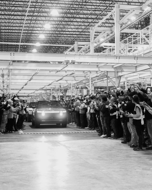 R2 manufacturing validation builds are rolling off the line in Normal! 12 months ago, this was a grass field — incredible work by our teams to get our R2 plant built so quickly!