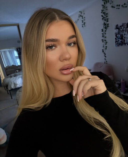📷