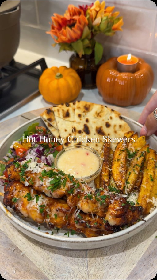 Top 5 Recipes of 2025 — No. 5 - Hot Honey Chicken Skewers 

The final recipe in my mini series of 2025’s most popular recipes 🫶🏽

Follow @kimberlys_journeyy for more recipes like this⤵️

For 2 portions:
For the chicken:
- 300g chicken breast 
- 1 tsp chicken seasoning, onion granules/powder, paprika & parsley 
- 1tbsp honey
- 10g parmesan 

For the potatoes:
- 400g potatoes 
- Tsp smoked paprika, aromat, garlic granules & oregano 
- Tbsp hot honey 
- Tbsp Parmesan 

Hot honey mayo:
- 4tbsp light mayo 
- 2tbsp hot honey 
- 2tbsp sweet chilli 

Cut your potatoes into chips, then add these to water. Boil for 4 minutes, then drain, pat dry and add to your aifryer basket with the seasonings. Cook for 20 minutes and finish with the honey, Parmesan and fresh parsley.

For the chicken cut into thin even size strips (this helps it cook more evenly) then combine everything in a bowl leave the chicken to marinade for 10/15 minutes. 

Once you’re ready thread the chicken onto skewers, I cooked mine in my airfryer, I did them at 190 for 12 minutes. Brush over some of the honey mayonnaise once cooked and sprinkle over the parmesan & parsley.