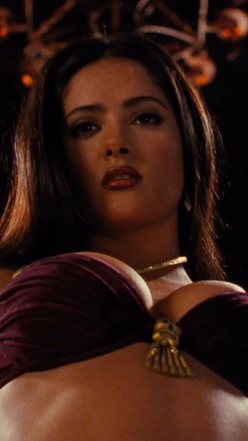 Looks can be deceiving… Wait for the end 👀 #GeorgeClooney and #SalmaHayek in #FromDuskTillDawn, coming up on 30 years.