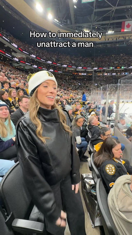 I in fact did NOT talk to them after the game 🤣

#boston #newengland #massachusetts #bostonreels #datingadvice