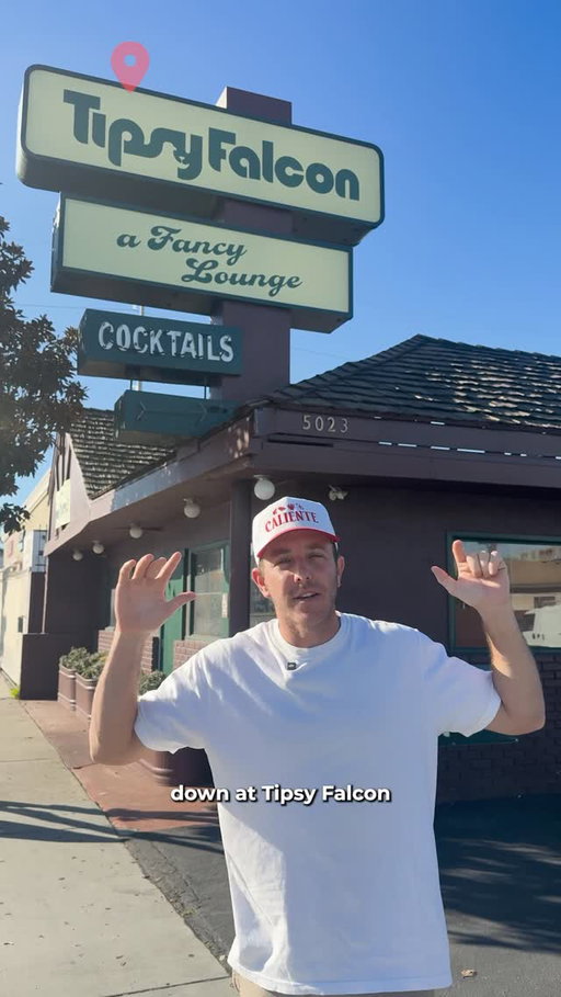 75 HARD (booze) DAY 16. Welcome back to the 70’s, Tipsy Falcon is straight out of a movie set 🎥  Incredible design, food and cocktails! 🍸🍔 The road to peak health continues! 💪🏼