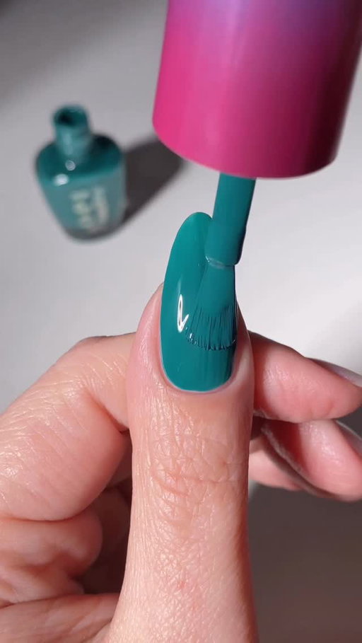 Transformative teal for 2026 >>> Nail the trend with RapiDry’s What a Winterful World. 🦚💙✨